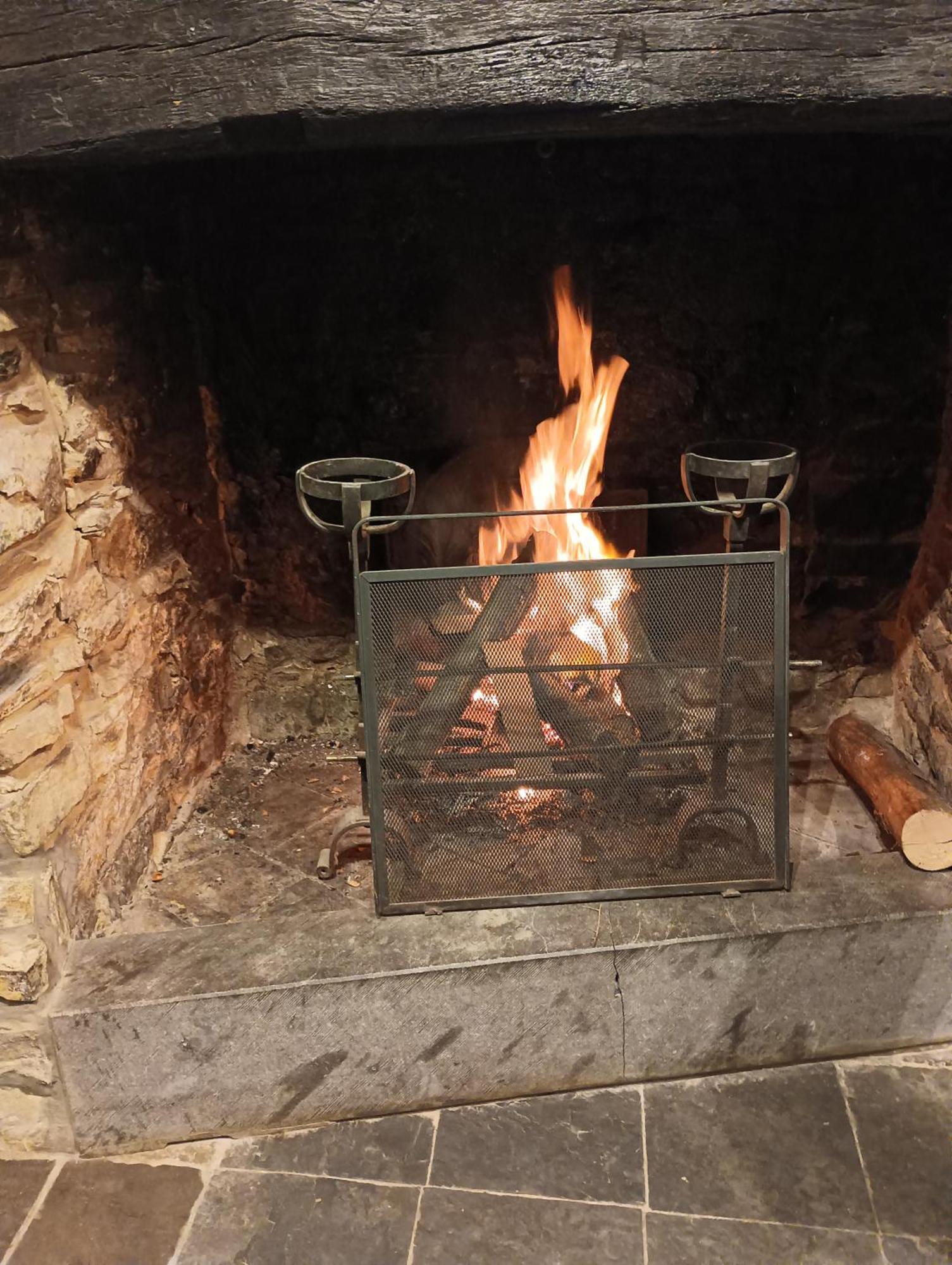 Gite Ardennes Au Coin Du Feu Jacuzzi Sauna Et Nature Jalhay Dış mekan fotoğraf
